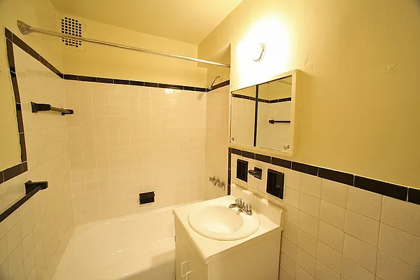 Rented by Kings & Queens | media 1