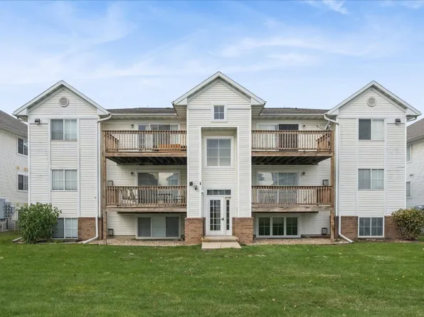 4619 1st Ave SW Unit 3, Cedar Rapids, IA 52404