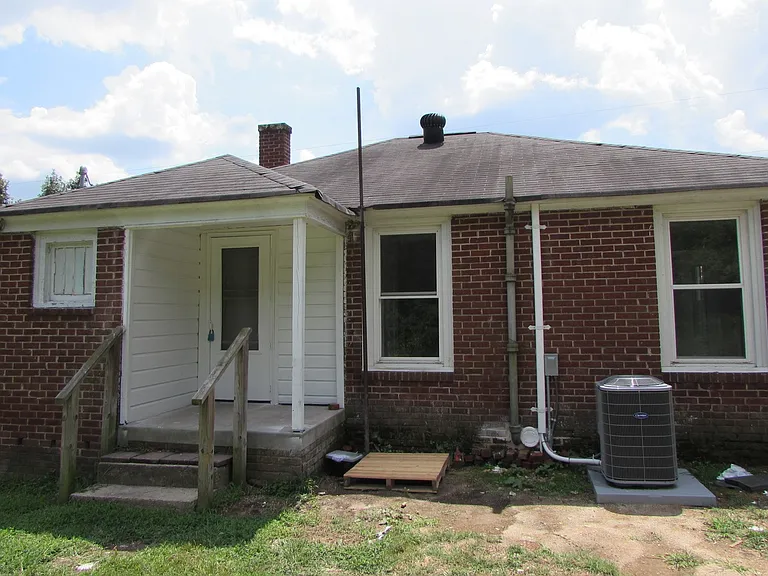 1740 Patterson St — Photo 8