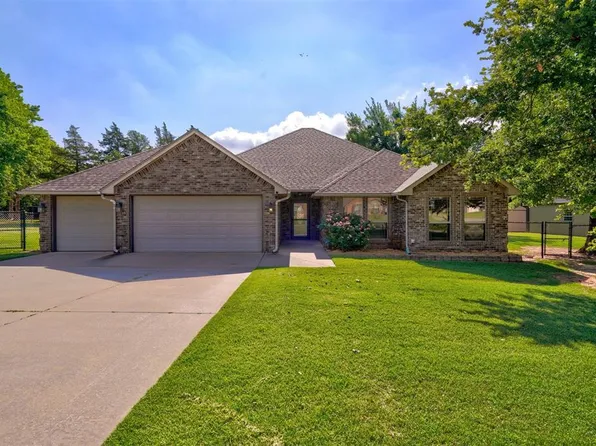 763 County Street 2982, Tuttle, OK 73089