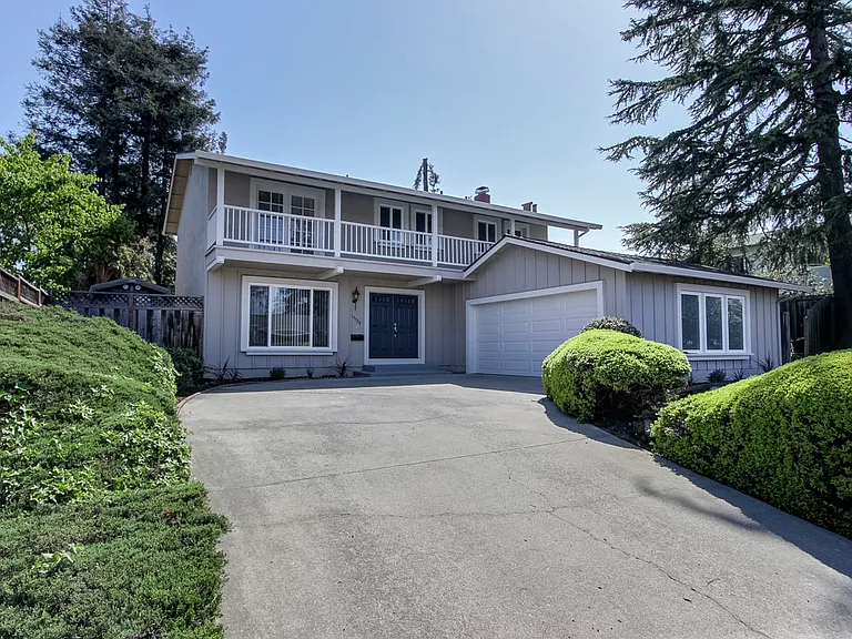 19988 Twilight Ct — Photo 1