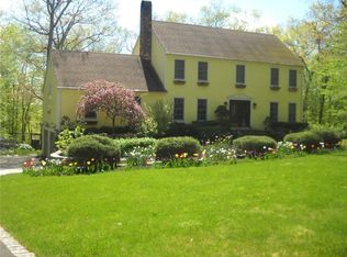 19 Middlebrook Pond Rd, Redding, CT 06896