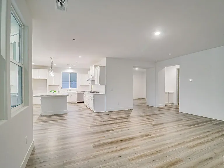 15008 Pemberley Passage Ave — Photo 6