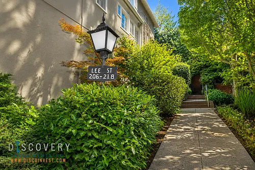 216 Lee St Photo 1
