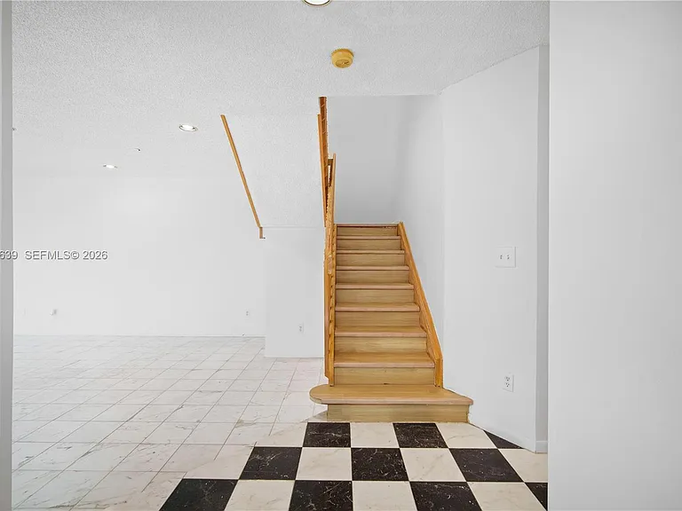 21378 Marina Cove Cir #11-B — Photo 7