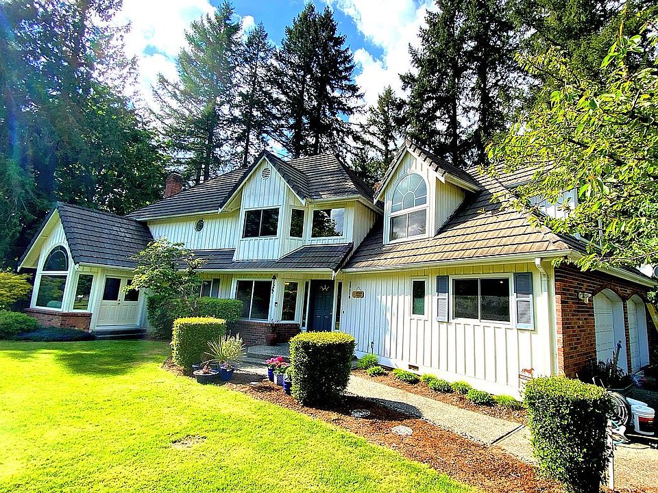 1st image of 20618 NE 156th St