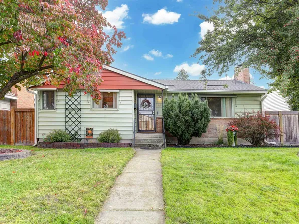 6204 N Wall St, Spokane, WA 99205