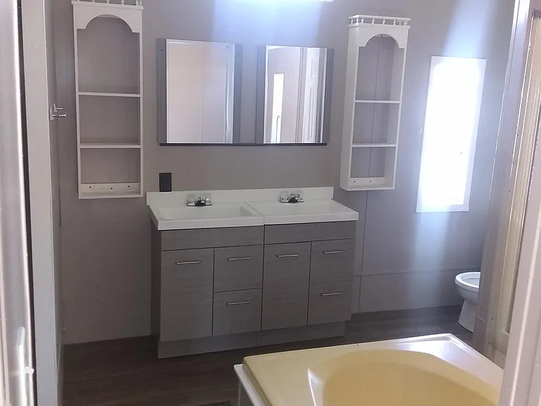 120 Zimmerman Ln #120 — Photo 2