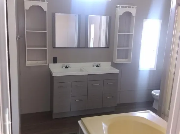 120 Zimmerman Ln #120, Clarksburg, WV 26301