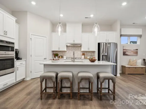 5517 Wolfpack Aly, Indian Land, SC 29707