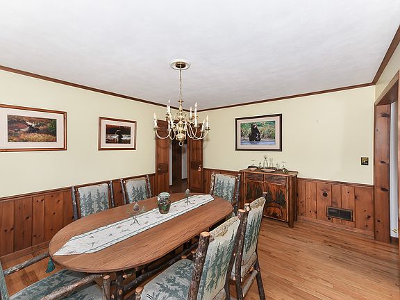 5th image of 2088 S Linden Ln