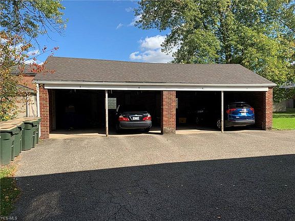 4th image of 5223 Old Oxford Ln