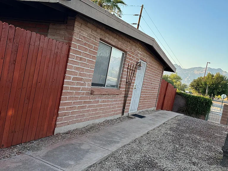 5502 E Glenn St #A — Photo 1