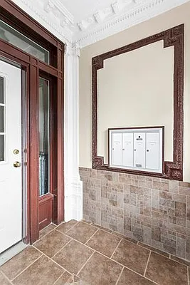 Rented by Quintess Real Estate LLC | media 9