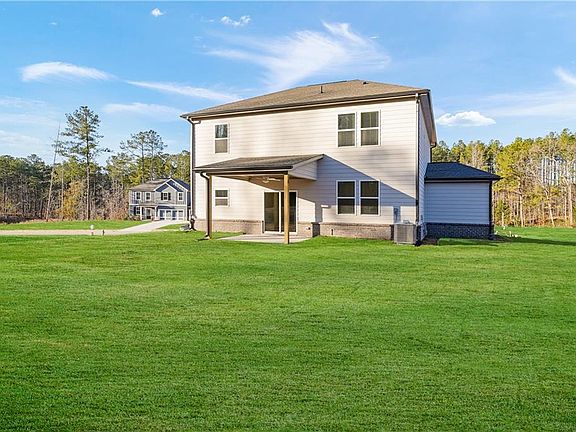 5th image of 421 Panther Creek Ln