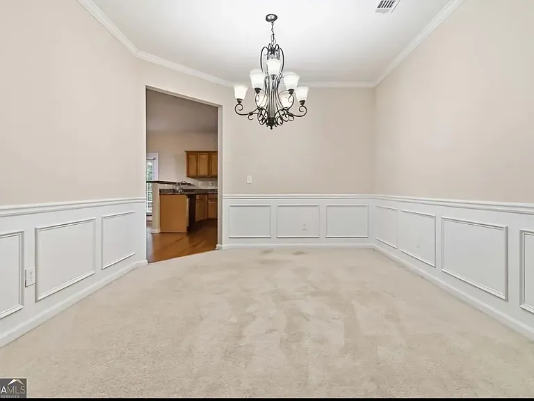 2749 Suttonwood Way — Photo 5