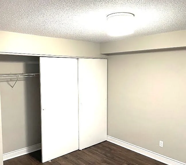 1450 Glen Abbey Gate #824 — Photo 11