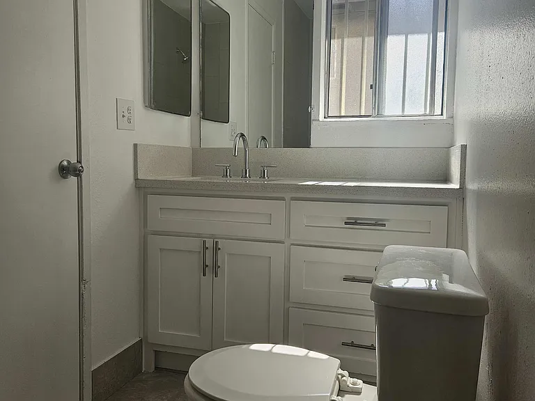 2120 E Avenue Q6 — Photo 16