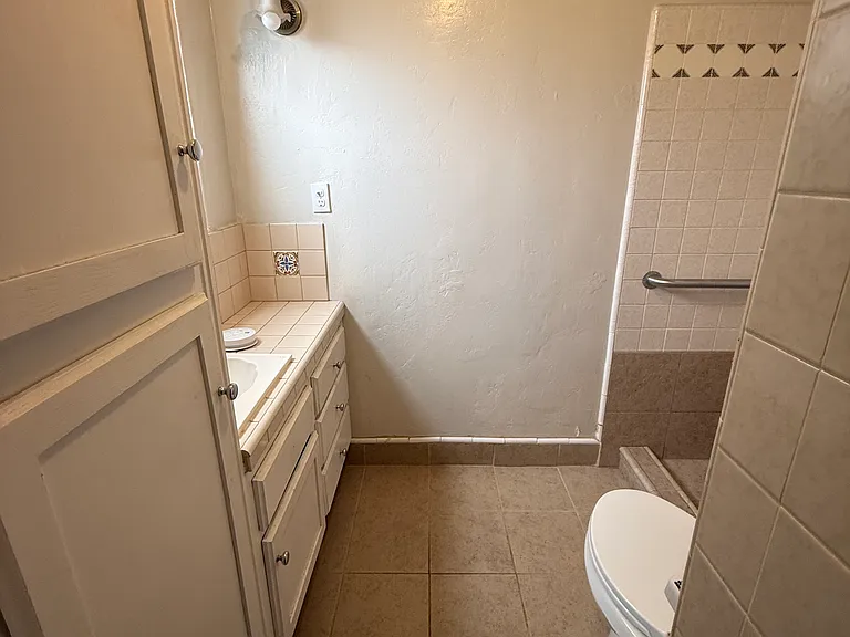8314 Golden Ave #A — Photo 23