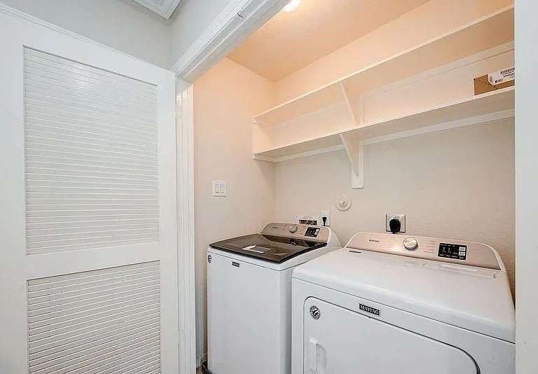 3302 Clearview Cir — Photo 23