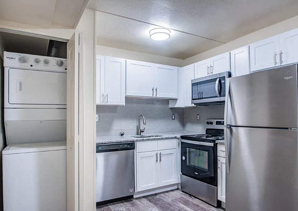 Marchwood Apartment Homes