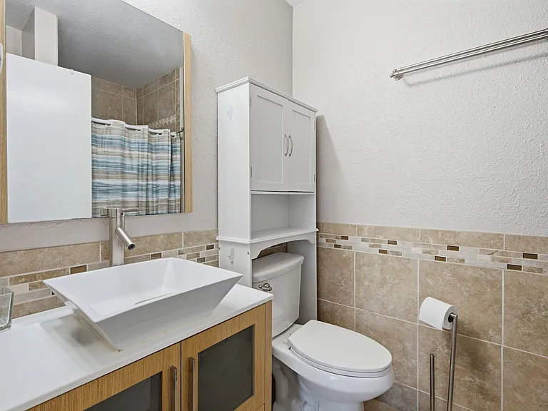 12118 Dickenson Ln — Photo 20