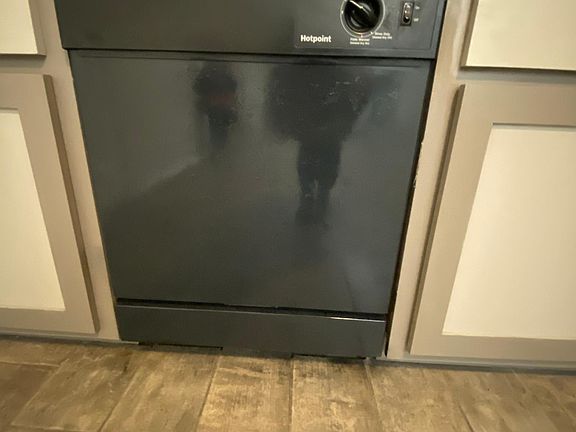 2nd image of 425 W 147th Pl S