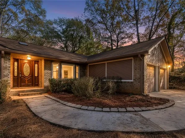 470 Battersea Dr, Lawrenceville, GA 30044
