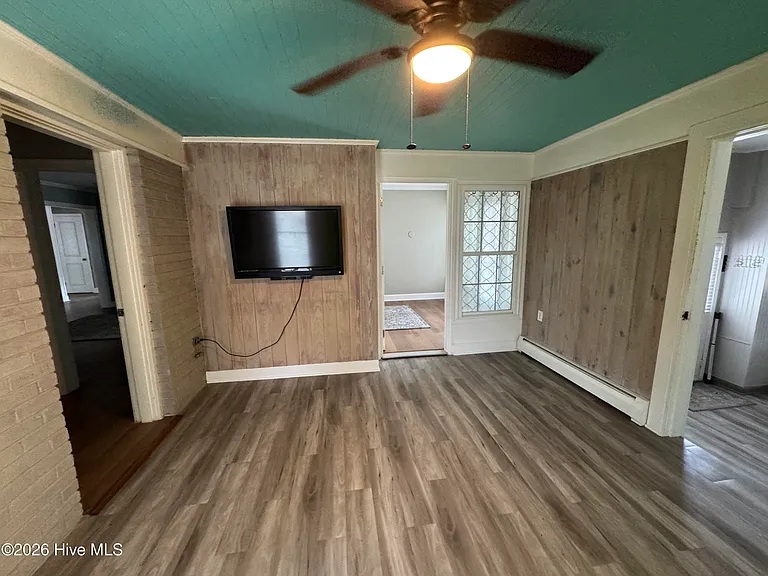 1809 Nash St NW — Photo 9