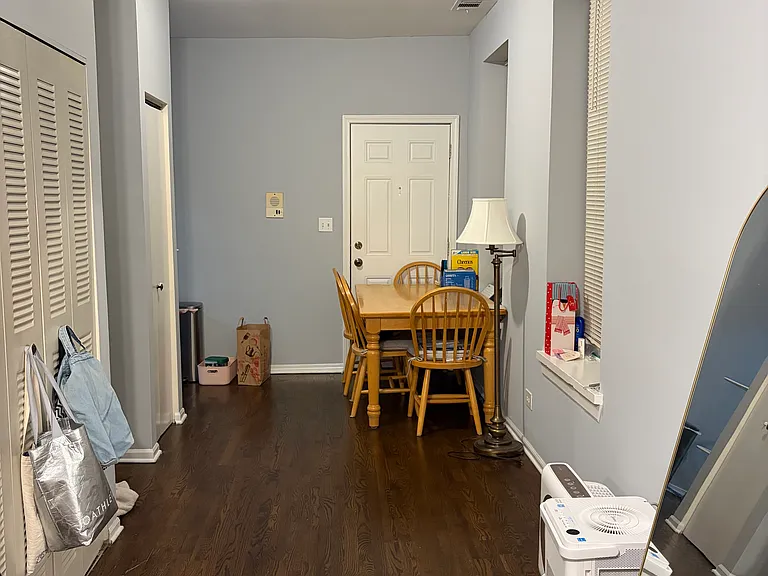1230 N Greenview Ave #1R — Photo 3