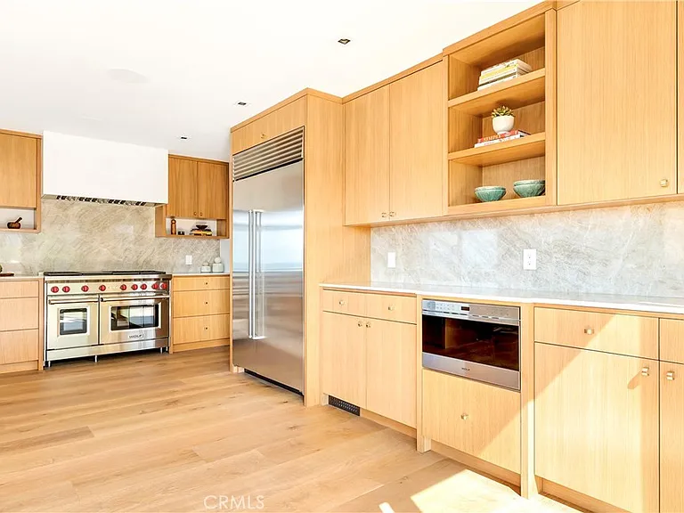 1944 Ocean Way — Photo 21