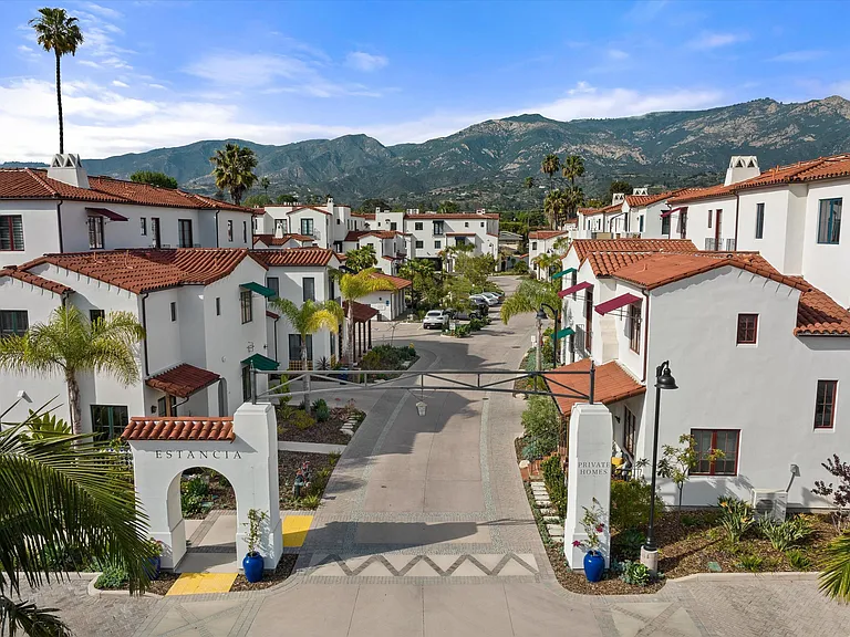 3728 State St #131 — Photo 20
