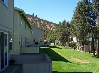 1968 NE Sams Loop APT 2, Bend, OR 97701