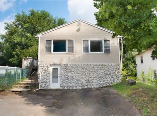 10 Page St, Ansonia, CT 06401