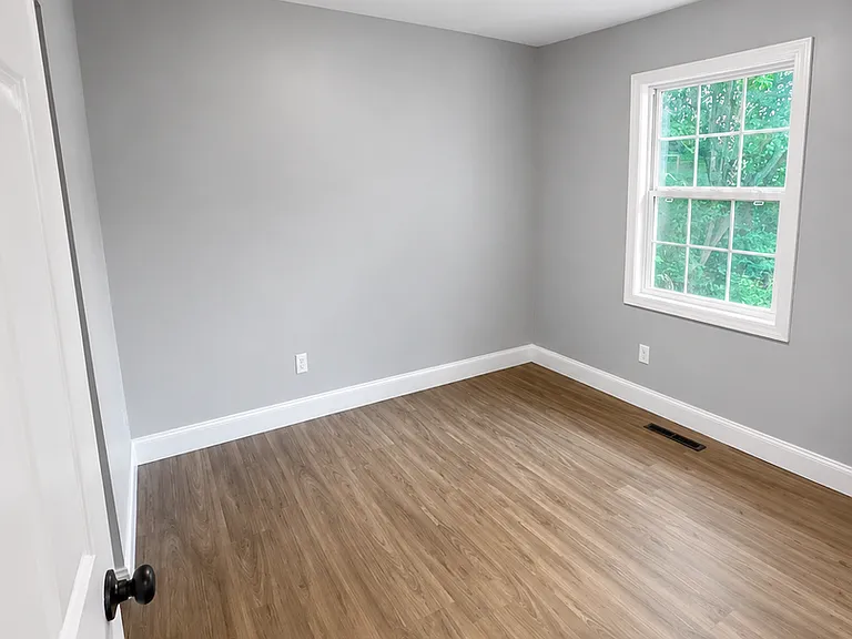 1718 Wilton Dr — Photo 6