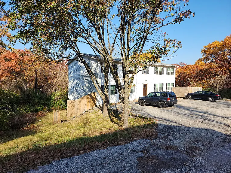 2526 Gravois Rd #C — Photo 16