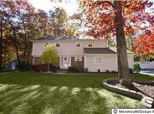 18 Roanoke Rd, Matawan, NJ 07747