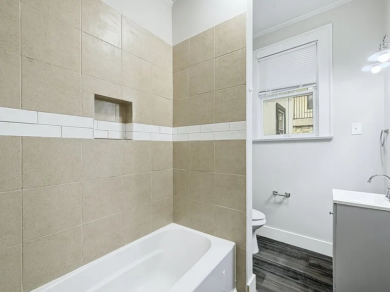 2511 San Gabriel St — Photo 13