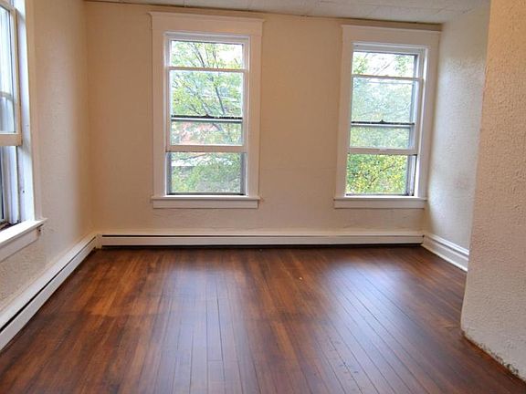 5th image of 258 Western Ave APT 2W