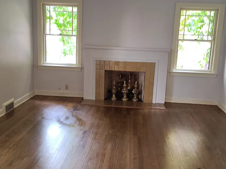 208 Robert Ave #1 — Photo 3