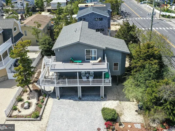 2 69th St, Beach Haven, NJ 08008