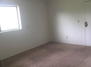 423 Church St APT 2, Marshfield, MO 65706