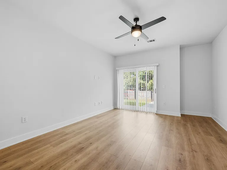 3101 Govalle Ave #101 — Photo 2