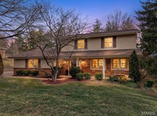 3604 Runnymede Dr, Saint Charles, MO 63301