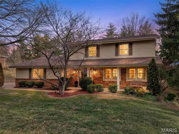 3604 Runnymede Dr, Saint Charles, MO 63301