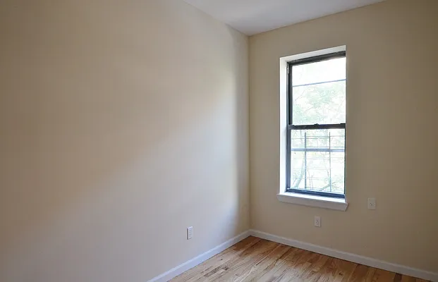 Rented by CITY SKYLINE REALTY INC | media 15