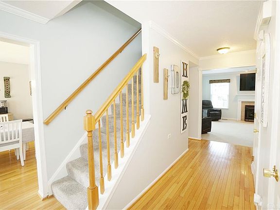 5th image of 321 Sheffield Ct