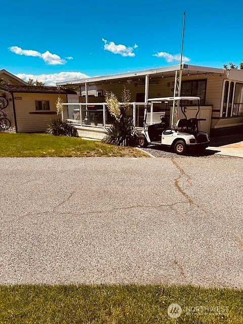 1st image of 8818 Crescent Bar Road NW #176
