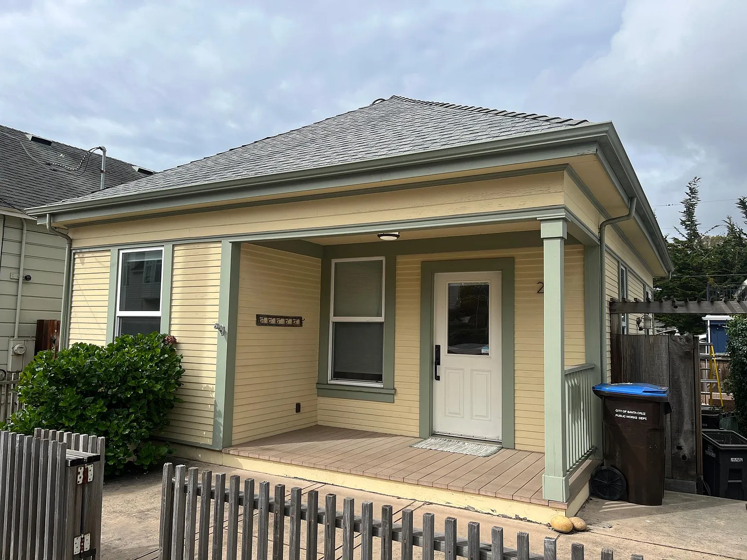 219 Seabright Ave photo 1