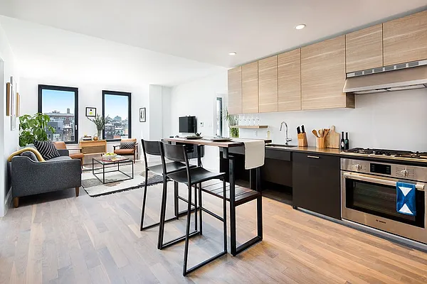 Rented by Bold New York | media 31